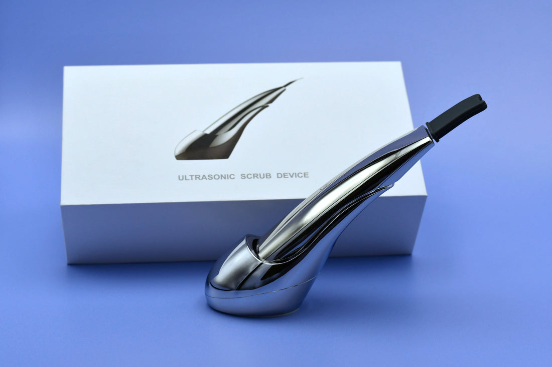 Blink Luxury Ultrasonic Scrub Device